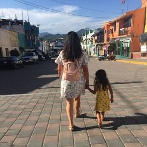 Meet your Posher, Elizabeth